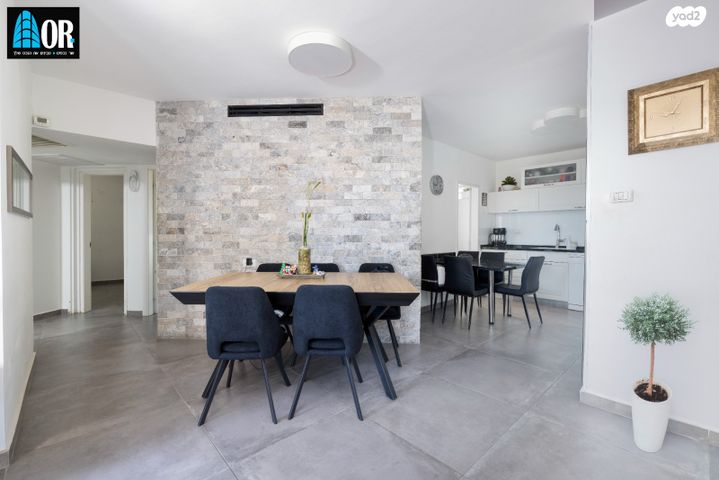 דירה, מירון אברמסון, קרית דוד, רחובות