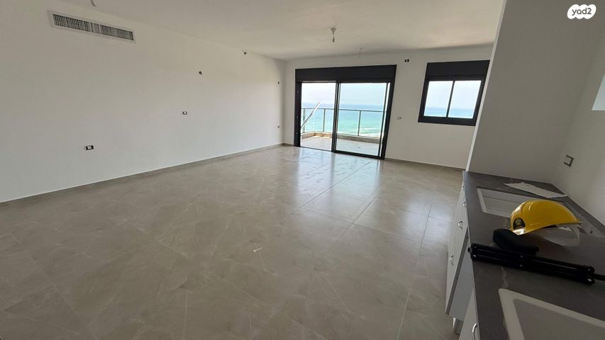 דירה, הרב הרצוג 8, צפון מערב מרכז העיר, נתניה