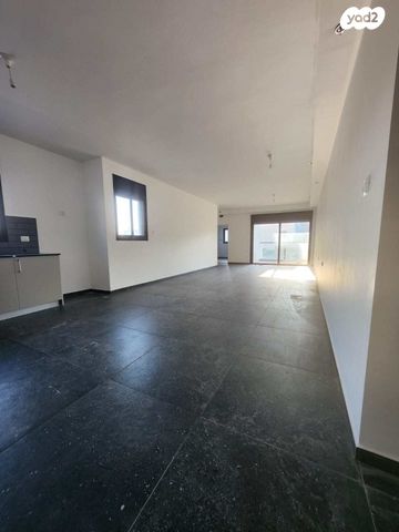 דירה, קרית ויצמן, רעננה