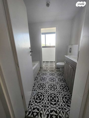 דירה, קרית ויצמן, רעננה