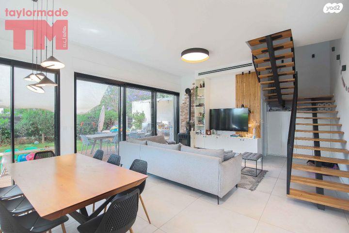 בית פרטי/ קוטג', פרדס חנה כרכור