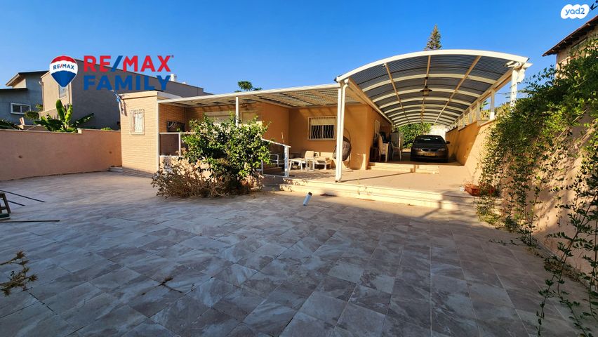 בית פרטי/ קוטג', ירמיהו 15, קרית אתא