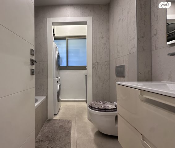 דירת גן, נווה זמר, רעננה