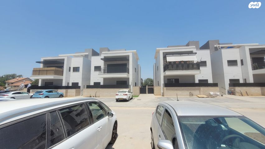 גג/ פנטהאוז