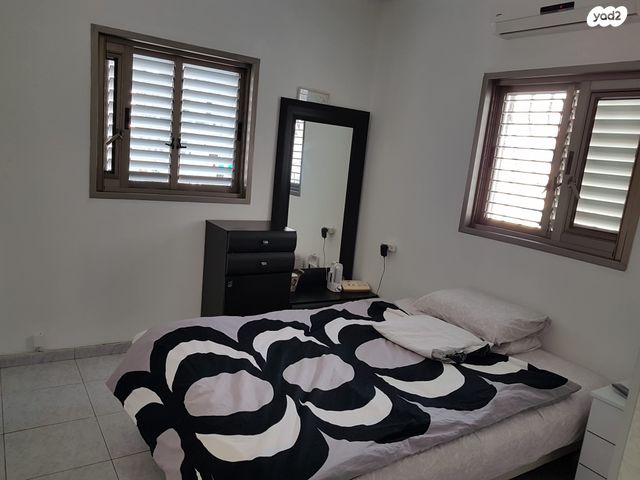 דירה, הפרדס הראשון, כצנלסון, ראשון לציון