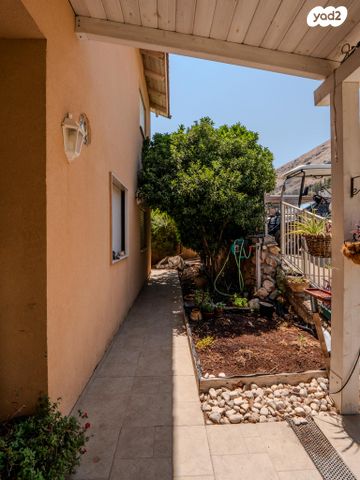 בית פרטי/ קוטג', חפצי בה