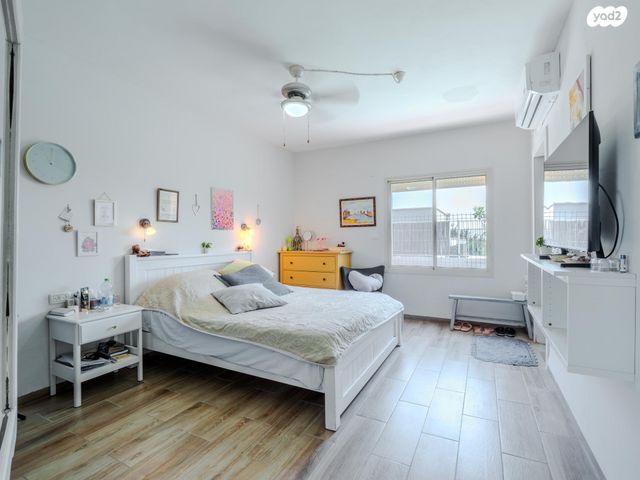 בית פרטי/ קוטג', חפצי בה