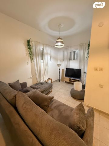 דירה, עמנואל הרומי 18, הצפון הישן - צפון, תל אביב יפו