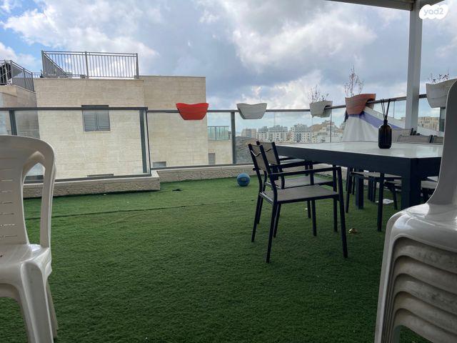 גג/ פנטהאוז, השקד, מבשרת ציון