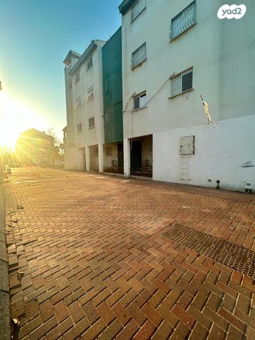 דופלקס, המצביאים, נאות יצחק, לוד