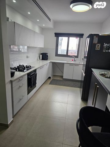 דירה, שדרות לכיש 183, כרמי גת, קרית גת