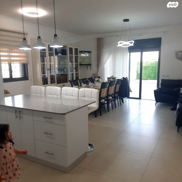 רבי יצחק נפחא 