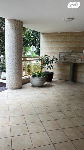 דירה, וייצמן, עיר, מרכז העיר, נהריה