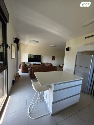 דירה, חזנוביץ' 10, תל אביב יפו