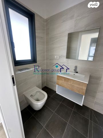 דירה, אמנון ליפקין שחק, נוף הטיילת, נתניה