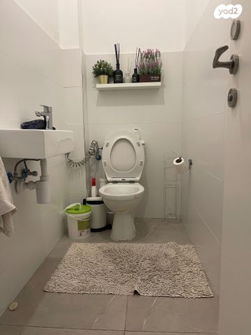 דירה, השקד, מבשרת ציון