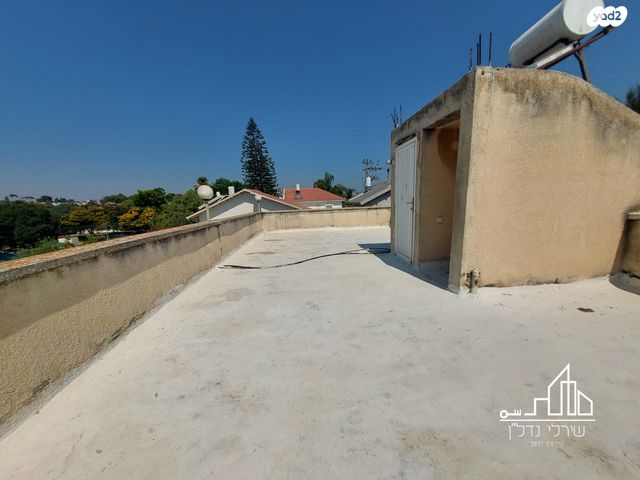 בית פרטי/ קוטג', העצמאות, נאות הדרים, גן יבנה