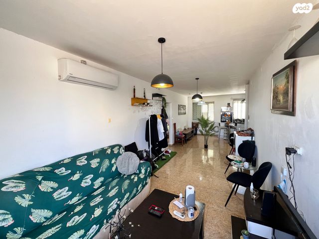 דירה, האורן, מנחם בגין, עכו