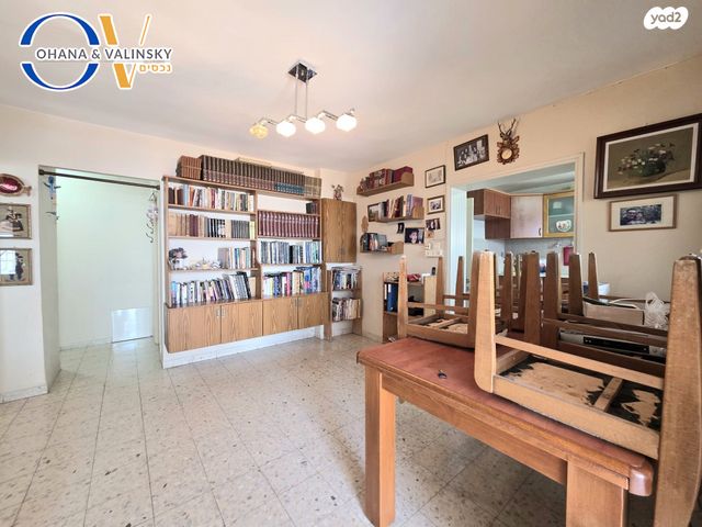 דו משפחתי, טבריה