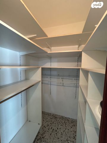 דירה, הערמונים, מרכז העיר, סביניה, הוותיקה, קרית ביאליק