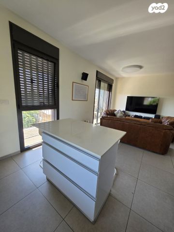 דירה, חזנוביץ' 10, תל אביב יפו