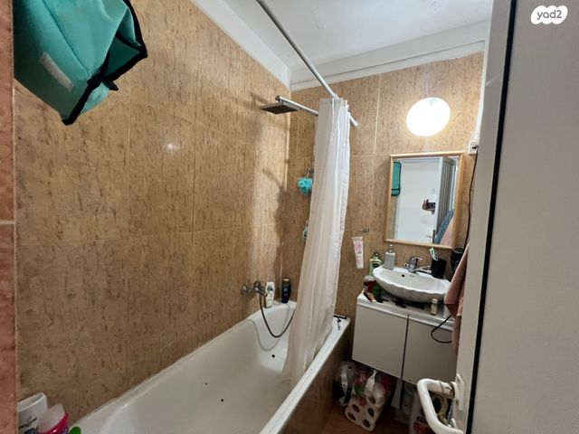 דירה, האורן, מנחם בגין, עכו