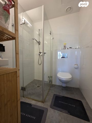 דירה, חזנוביץ' 10, תל אביב יפו