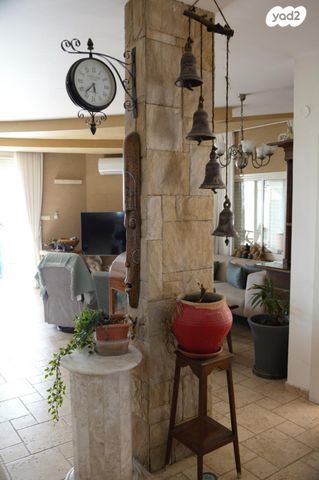 גג/ פנטהאוז, קרית אילון, חולון