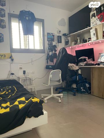 גג/ פנטהאוז, השקד, מבשרת ציון