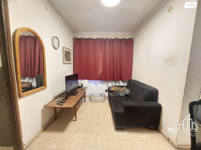 בית פרטי/ קוטג', העצמאות, נאות הדרים, גן יבנה