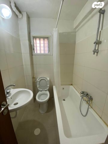 דירה, יציאת אירופה, שכונה ה', באר שבע