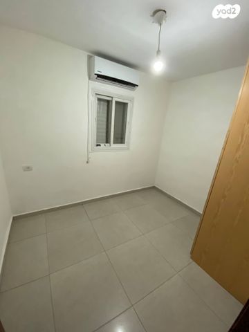 דירה, יציאת אירופה, שכונה ה', באר שבע