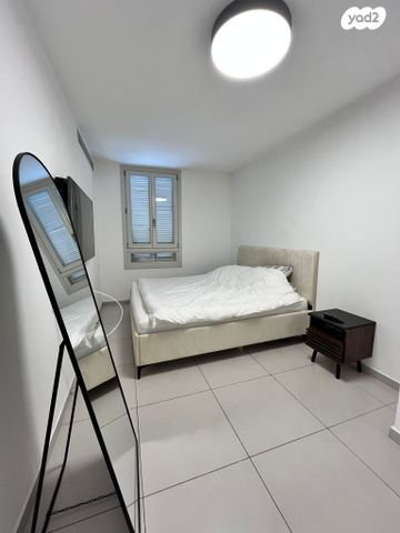 דירה, פינס 18, תל אביב יפו