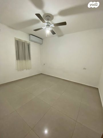 דירה, יציאת אירופה, שכונה ה', באר שבע