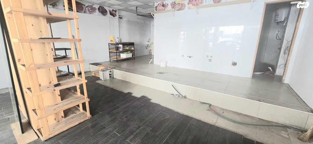 חנויות/ שטח מסחרי, הרא"ה 6, שכונת יהלום, מרכז העיר ב, רמת גן