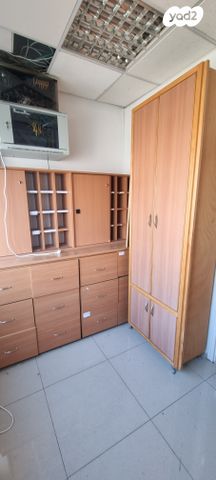 משרדים, שדרות המגינים, חיפה