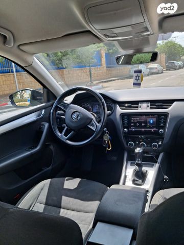 סקודה אוקטביה