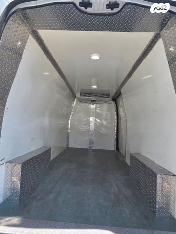 מודעת רכב רנו מאסטר 2