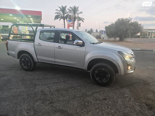 איסוזו די-מקס