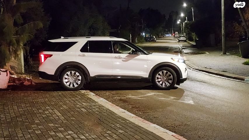 אקספלורר 4X2 Limited אוט׳ 7 מק 2.3 (300 כ״ס)