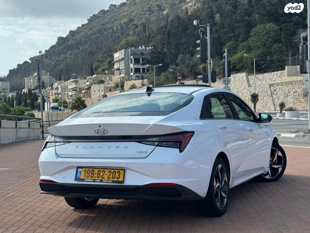 יונדאי אלנטרה