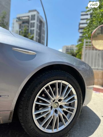 אלפא רומיאו 159