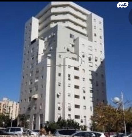 דירה, שדרות גולדה מאיר 21, קרית נורדאו, נתניה