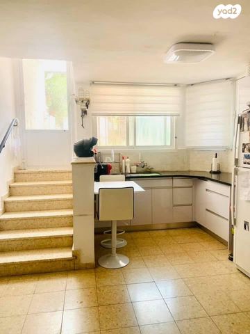 יחידת דיור, הרצל 6, עמיחי, קרית עקרון