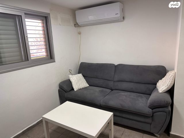 העירית 51