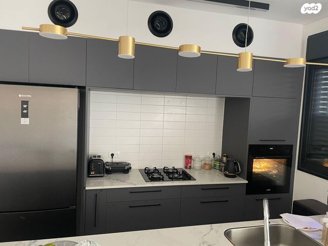 דירה, אור ים, אור עקיבא