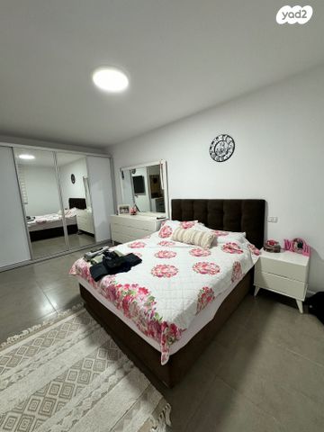 דו משפחתי, עכו