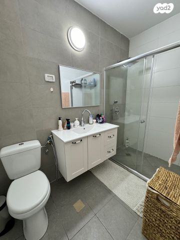 דו משפחתי, עכו