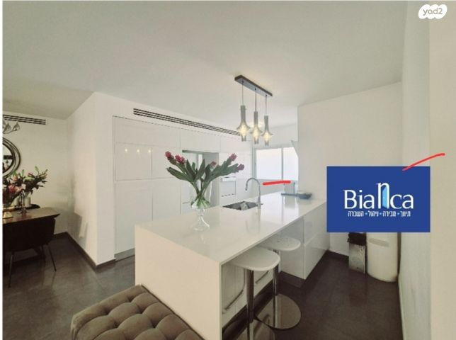 הגוש הגדול, רמת אביב החדשה, נופי ים