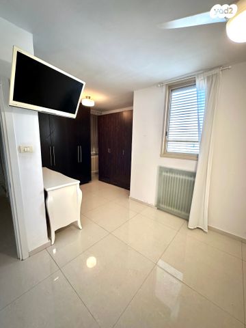 דירה, יחיאל דב דרזנר, רמת אביב ג', תל אביב יפו